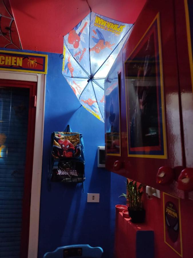 Spiderman House Gasthof *