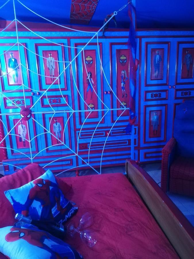 Spiderman House Gasthof